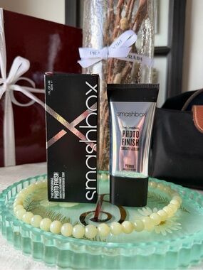 Smashbox Photo Finish Primer - Iridescent Silver Tube